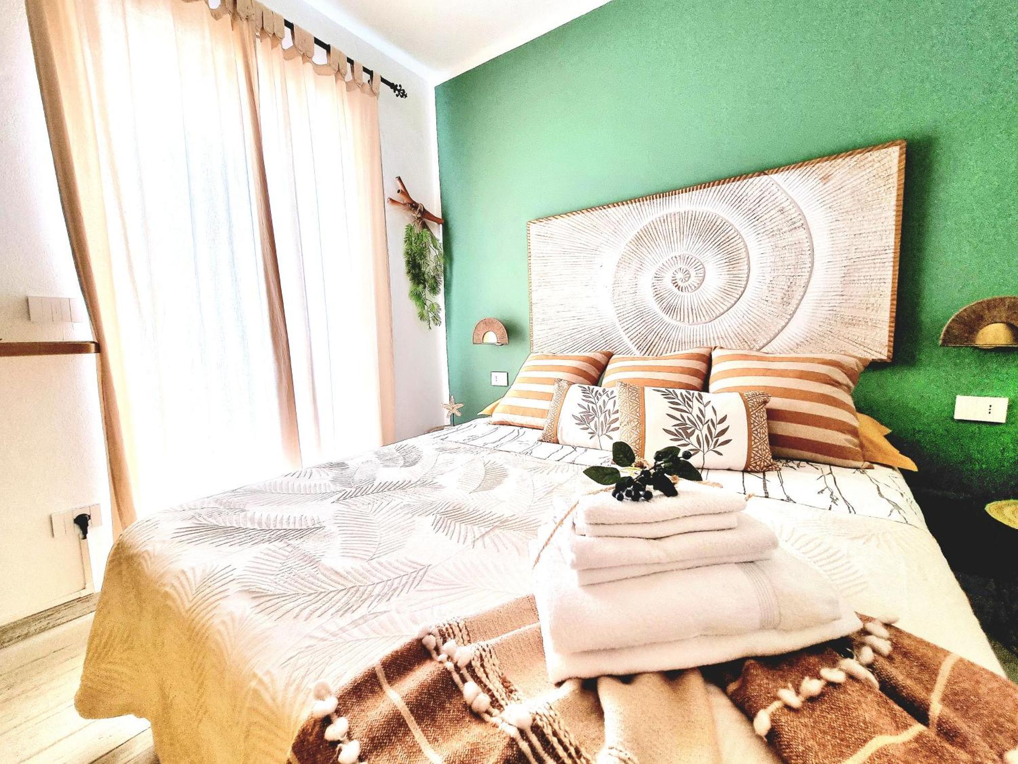 Golden House Hotell Porto Torres Exteriör bild