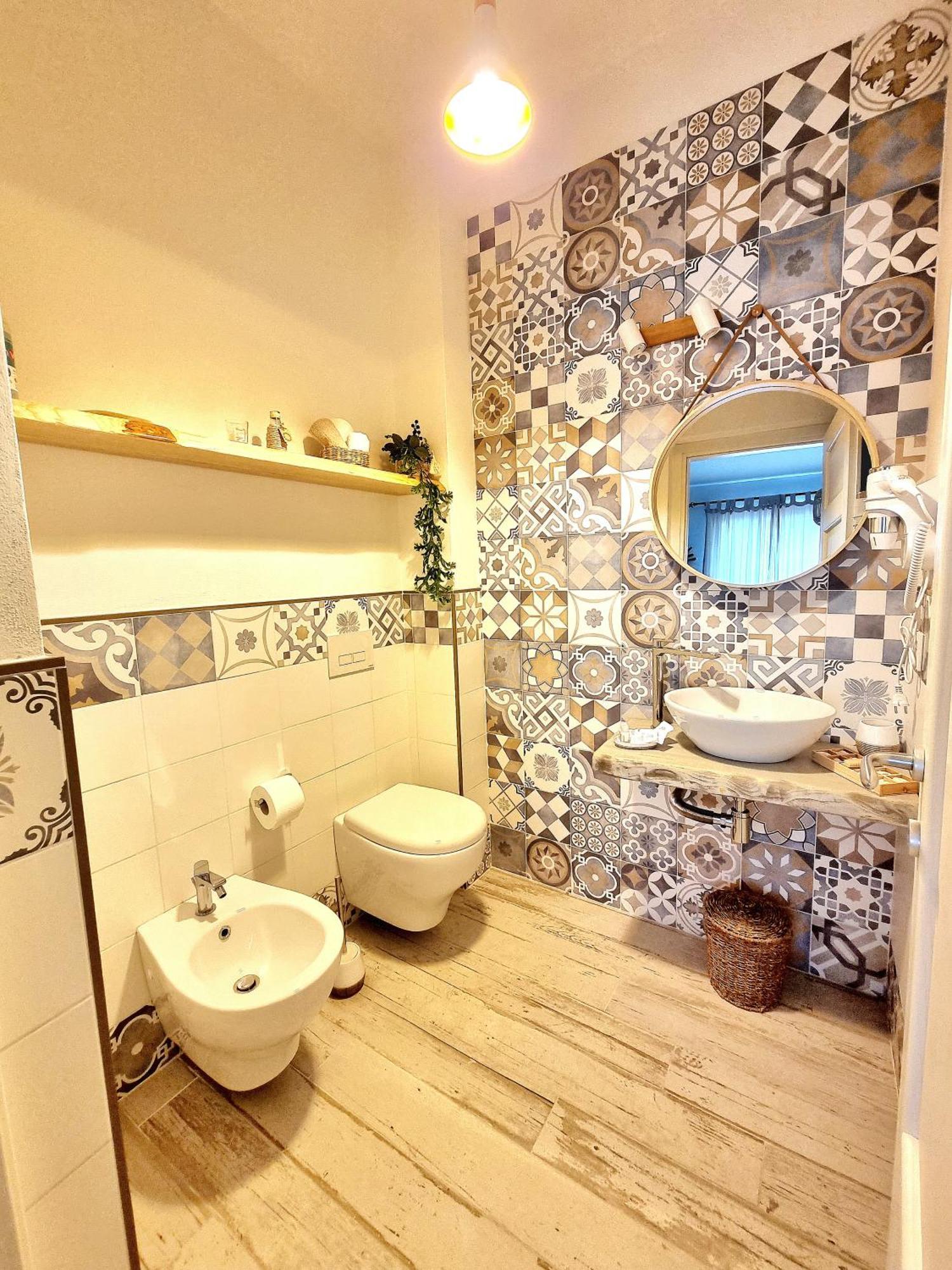 Golden House Hotell Porto Torres Exteriör bild